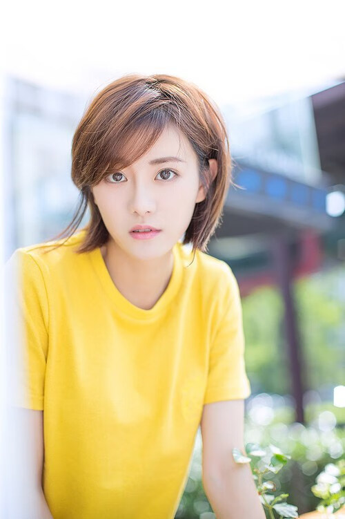 塞内加尔队前锋苏亚雷斯在巴黎奥运会上表现出色，苏亚雷斯内马尔