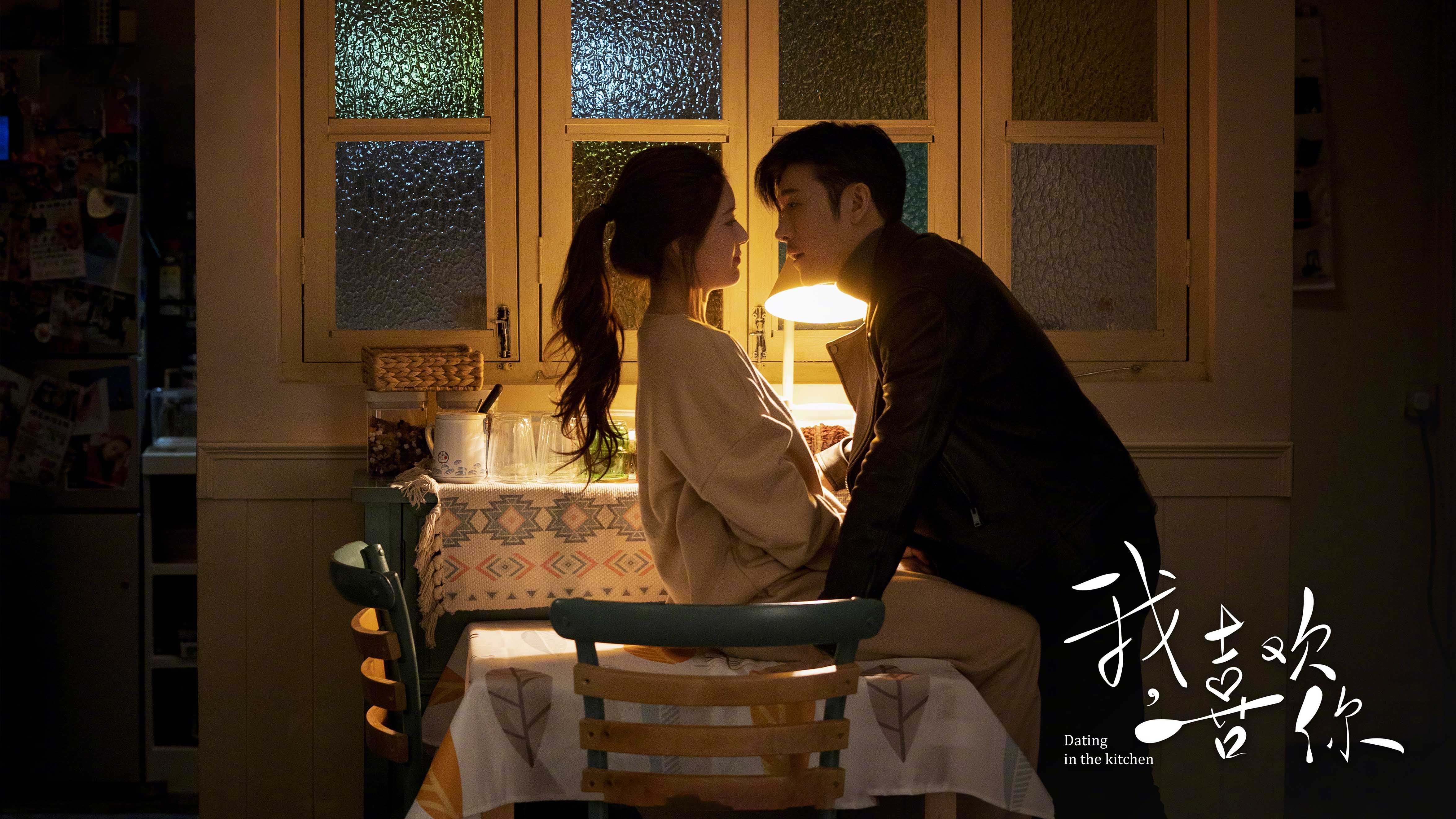 室内蹦床竞技，爆发力十足的极限运动，家用室内蹦床玩法视频