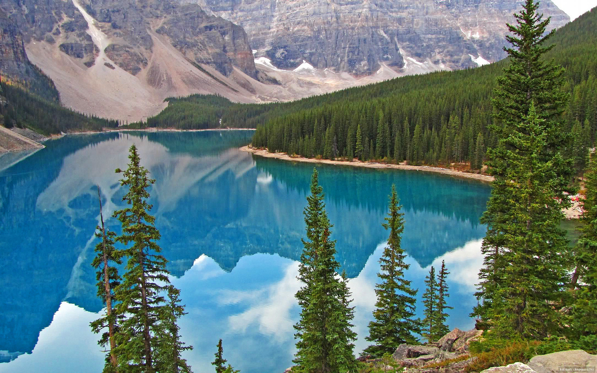 9游-意甲焦点，球员赛后采访讲述场上战术调整的关键点，意甲谈论最多的60秒